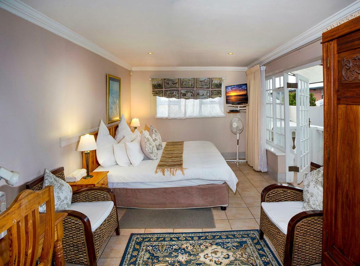 Heugh Road Guest House Port Elizabeth Esterno foto